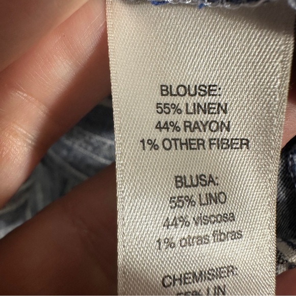 Chico's Sz. 2 (L) tunic, blue/metallic, linen blend, v-neck, flowy, lightweight - Picture 7 of 12